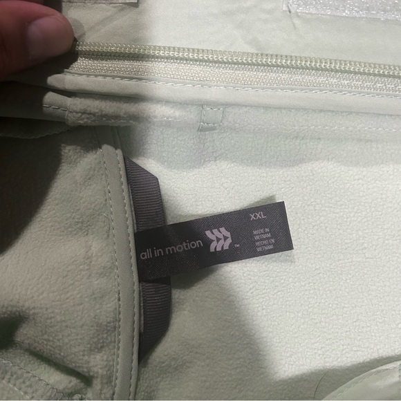 Women’s All In Motion Bonded Rain Jacket Size XXL - Picture 7 of 13